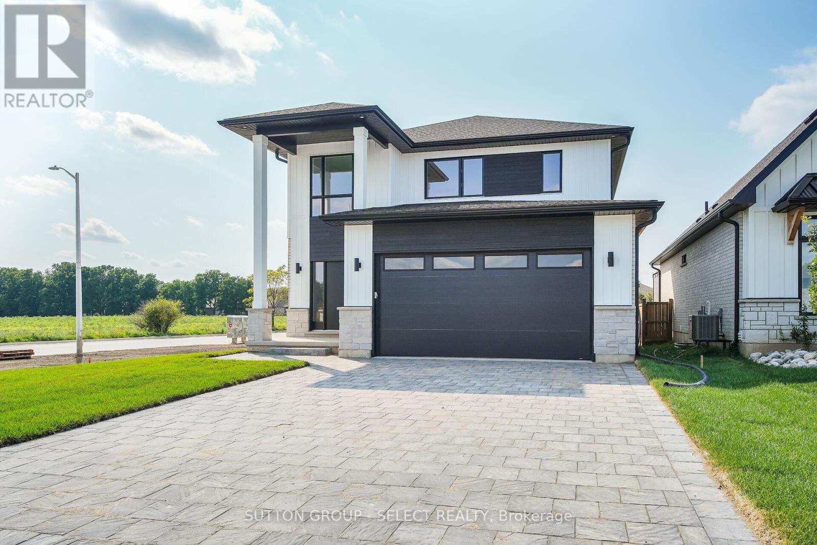 57 BRISCOE CRESCENT, Strathroy-Caradoc (NE)