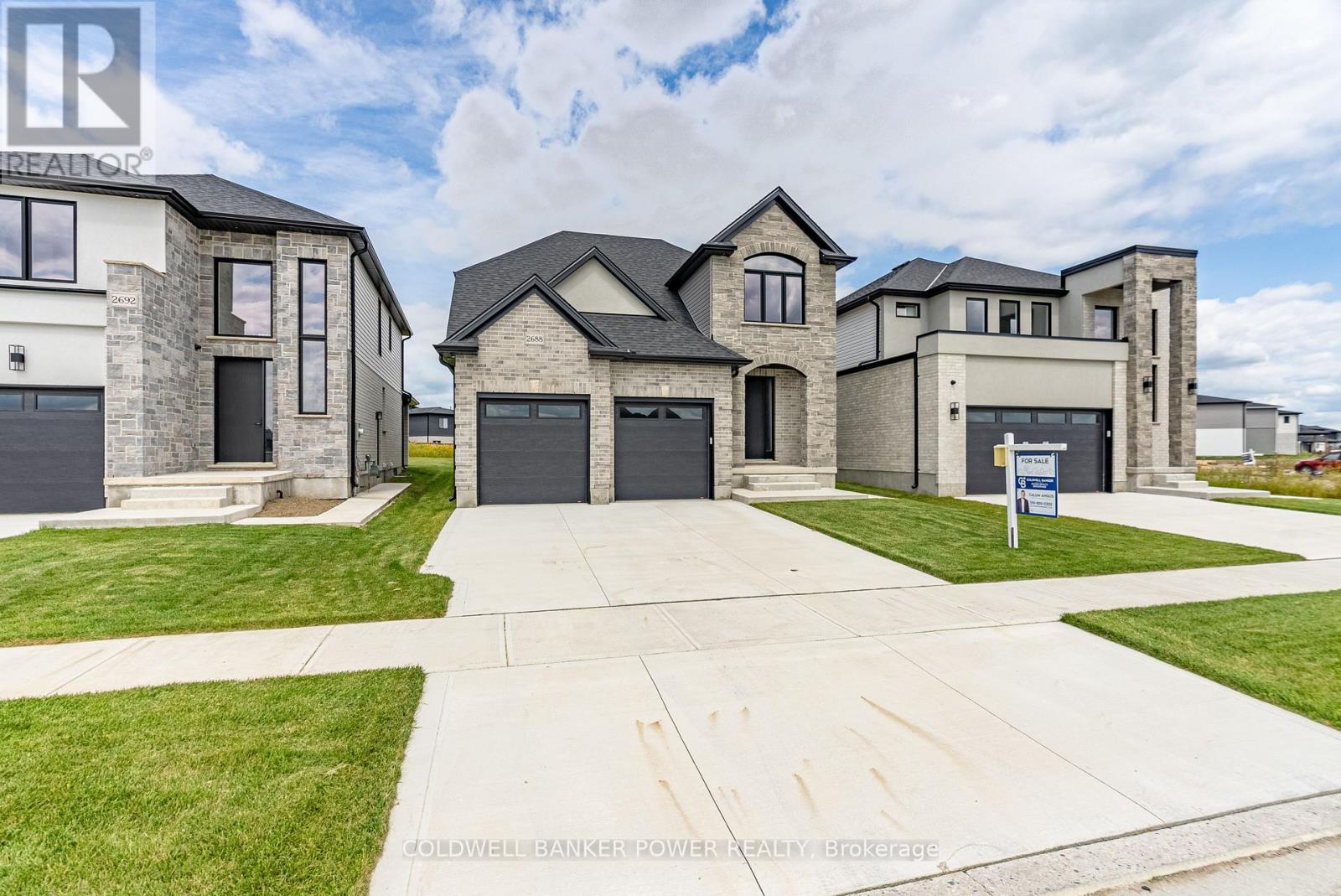 2688 HEARDCREEK TRAIL, London