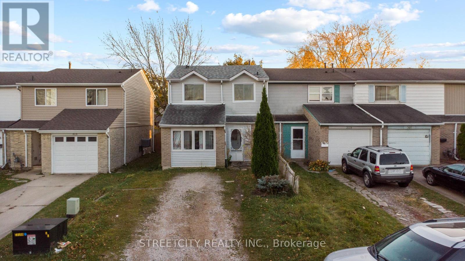 311 SOMERSET CRESCENT, Sarnia