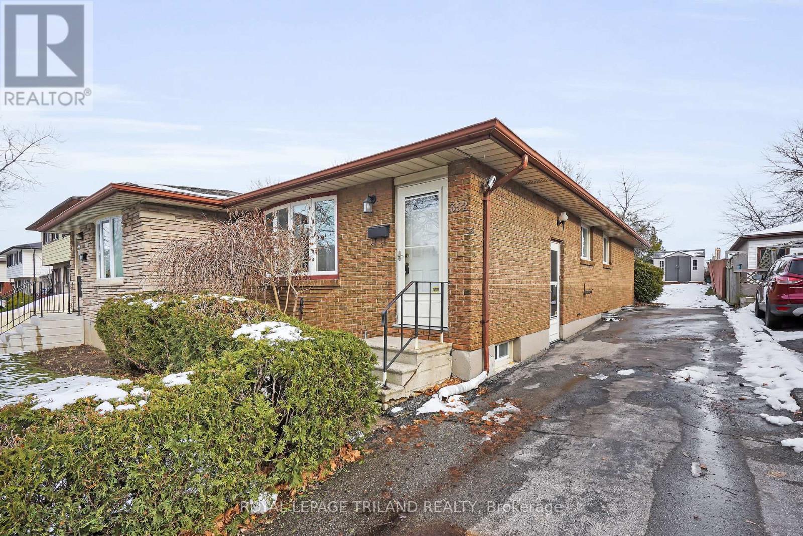 352 BASELINE ROAD W, London