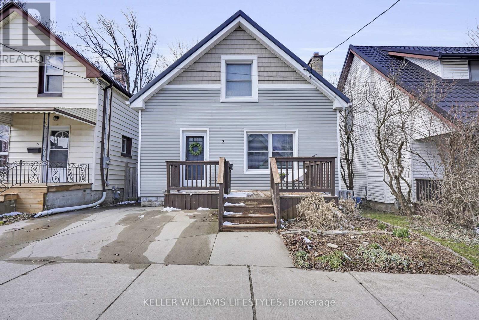 3 MACKAY AVENUE, London