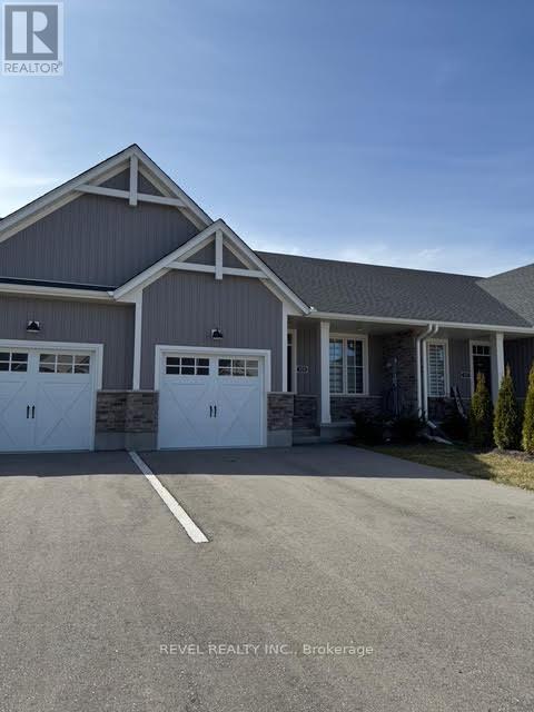 105 LIVINGSTON DRIVE, Tillsonburg