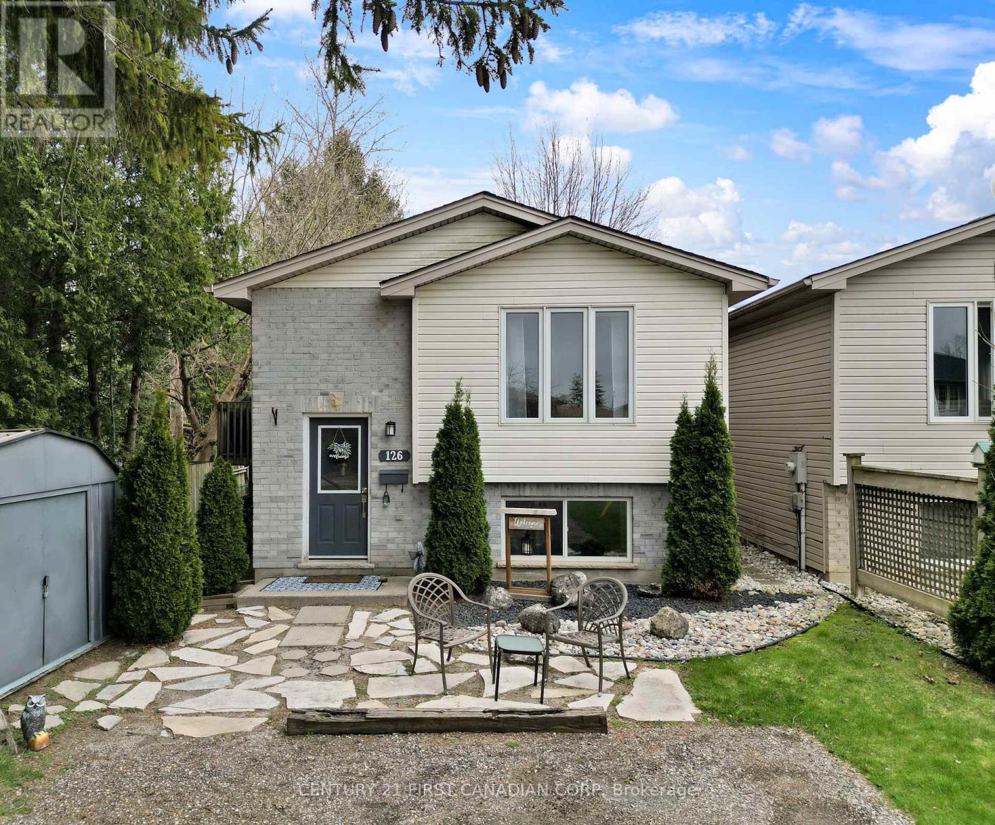 126 SCOTT STREET E, Strathroy-Caradoc (SE)