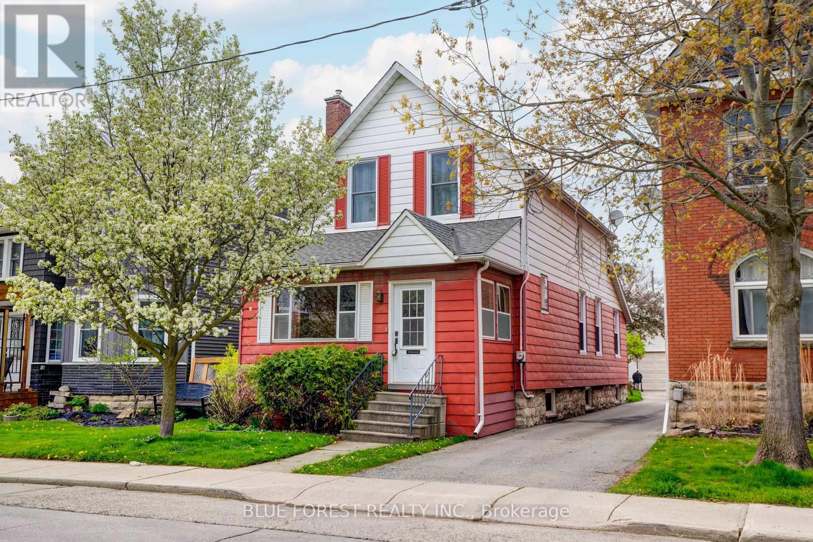 9 ELIZABETH STREET, St. Thomas