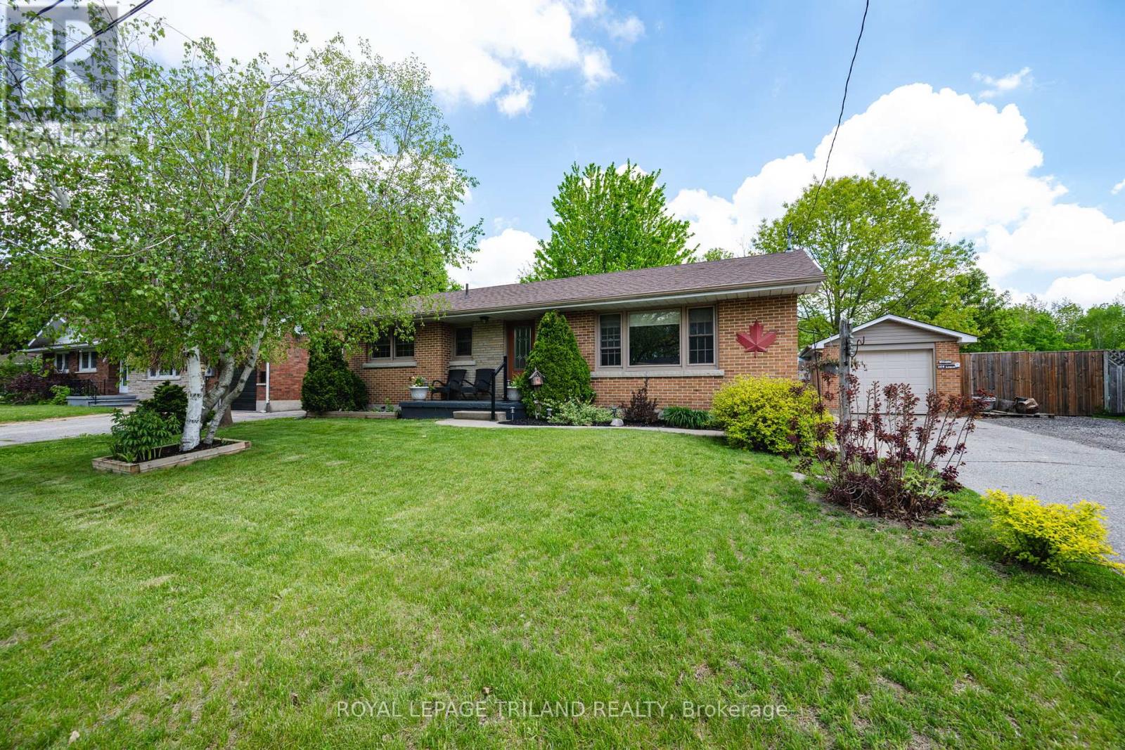 144 LISGAR AVENUE, Tillsonburg
