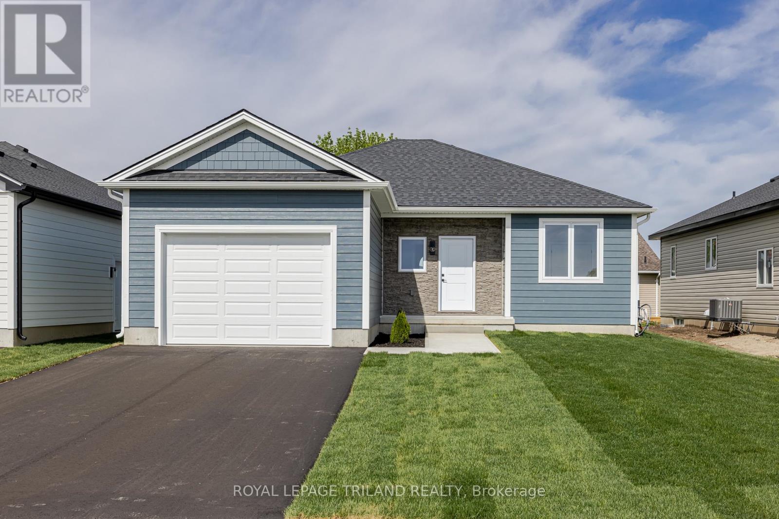 49 REBECCA DRIVE, Aylmer