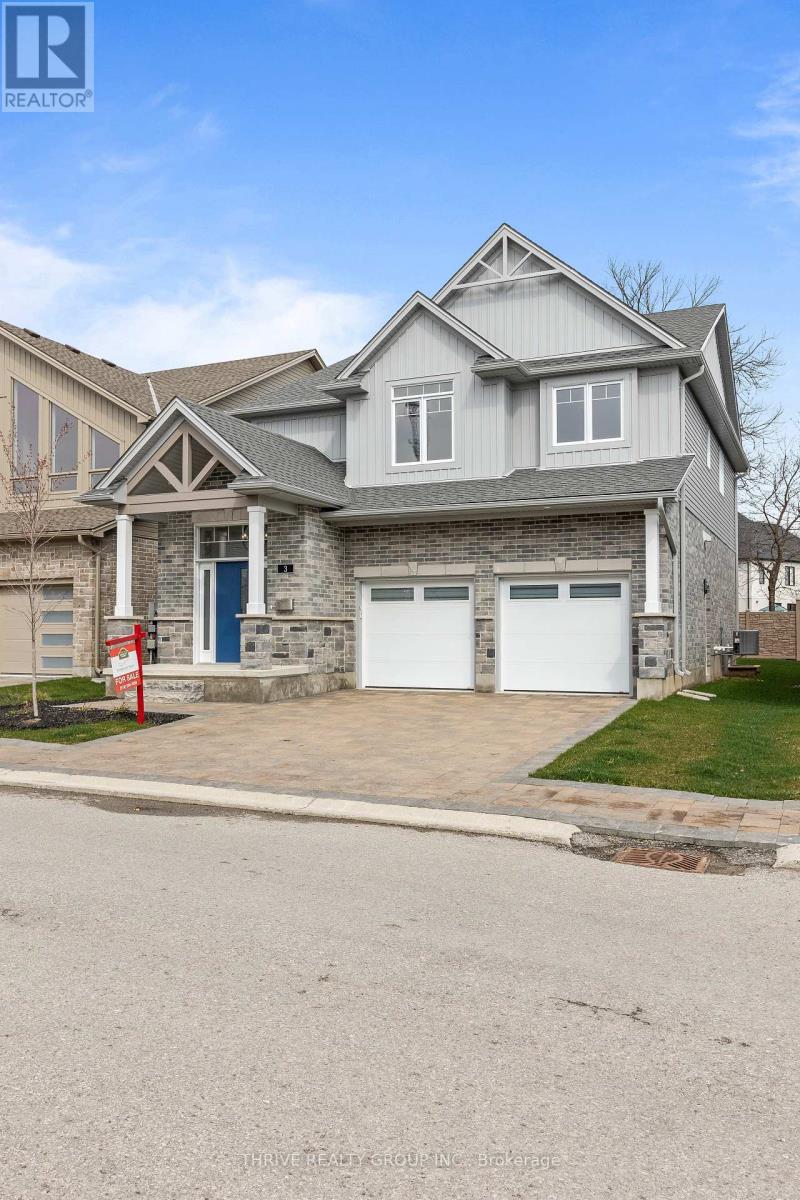 3 - 1061 EAGLETRACE DRIVE, London North (North S)
