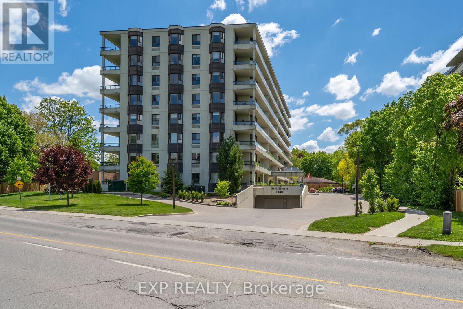 107 - 1180 COMMISSIONERS ROAD W, London South (South B)