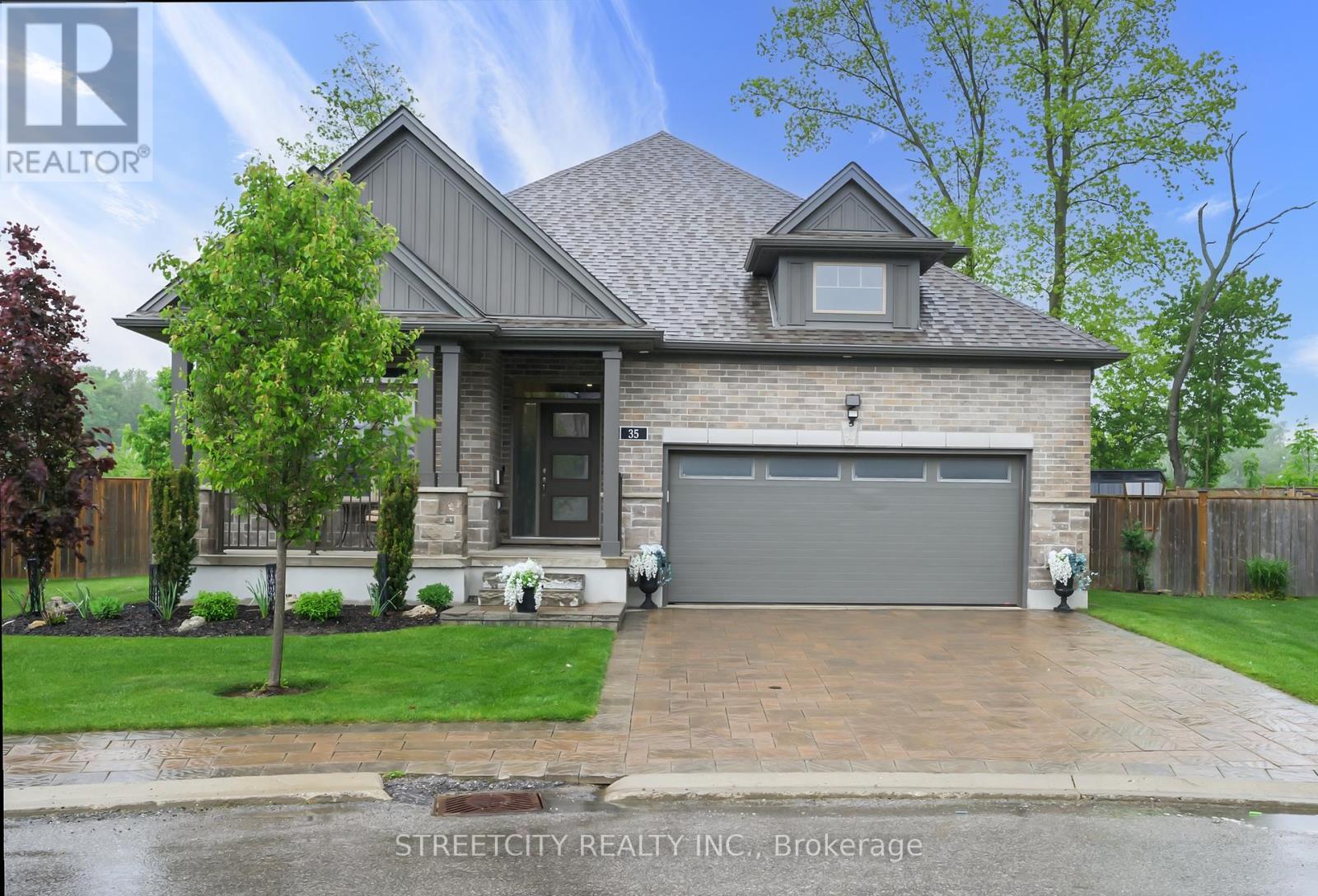 35 - 1061 EAGLETRACE DRIVE, London North (North S)