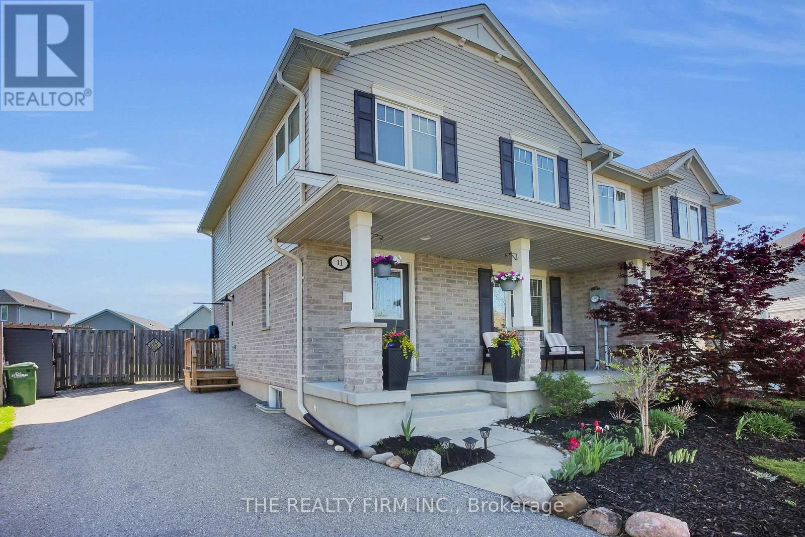 11 CARDINAL COURT, St. Thomas