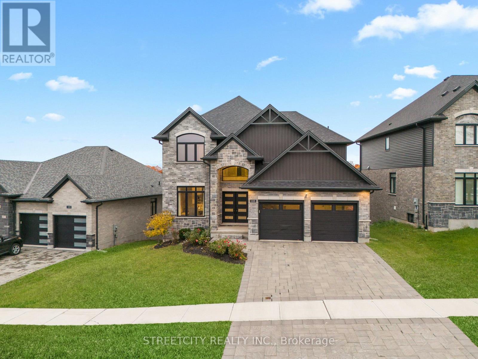 1135 MEADOWLARK RIDGE, London South (South U)