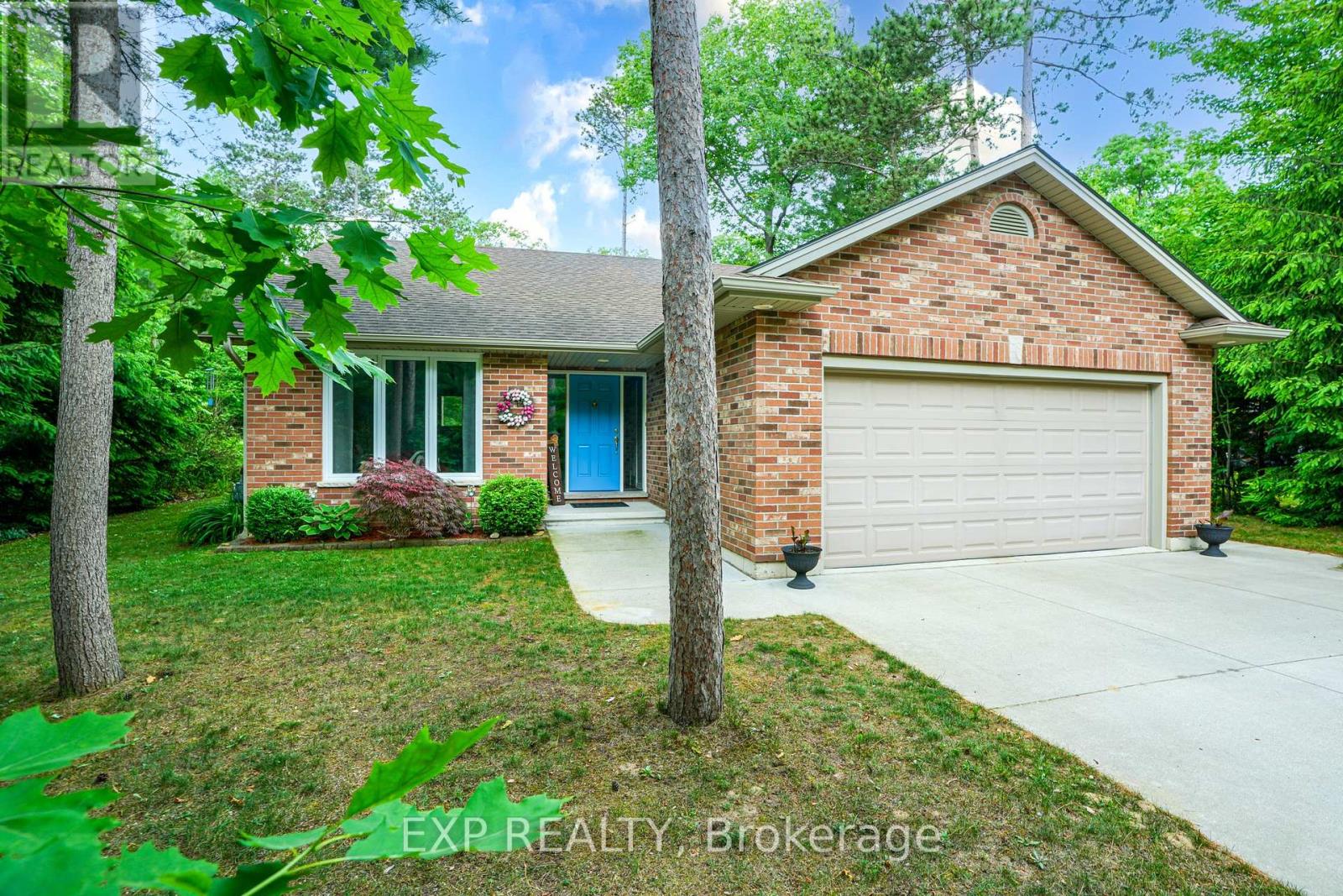 9940 OLD RIVER ROAD, Lambton Shores (Grand Bend)