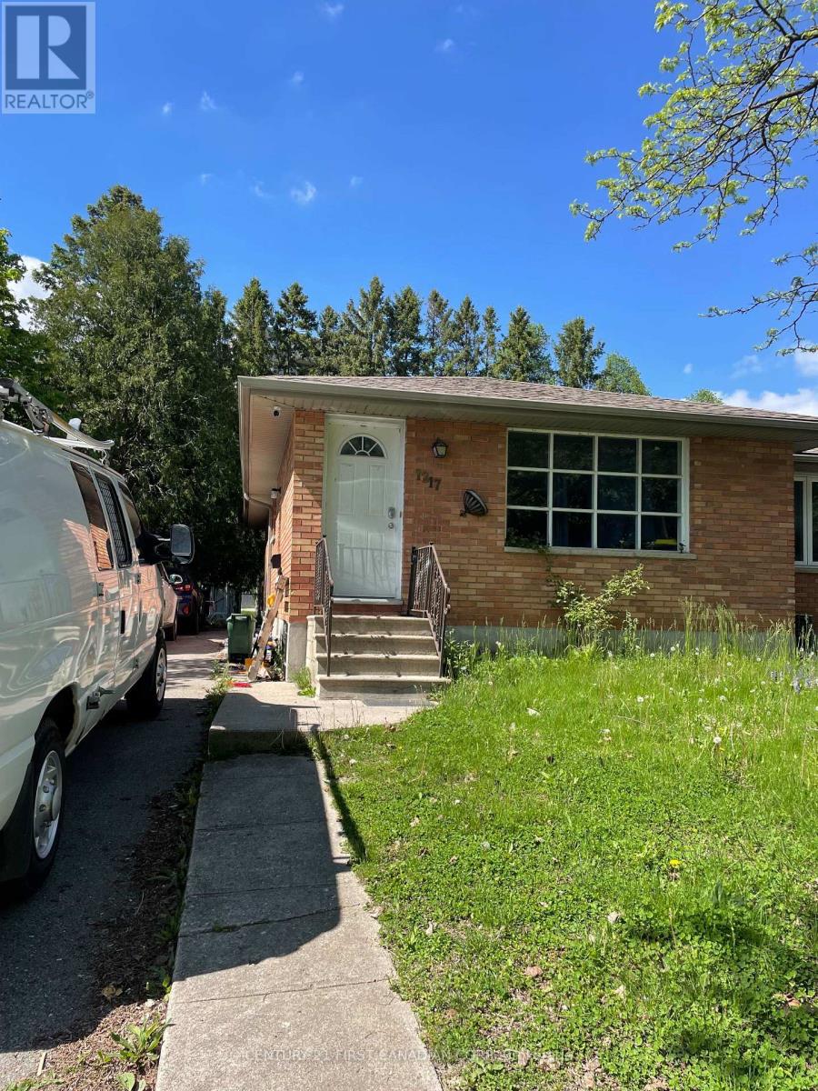 1217 VICTORIA DRIVE E, London East (East C)