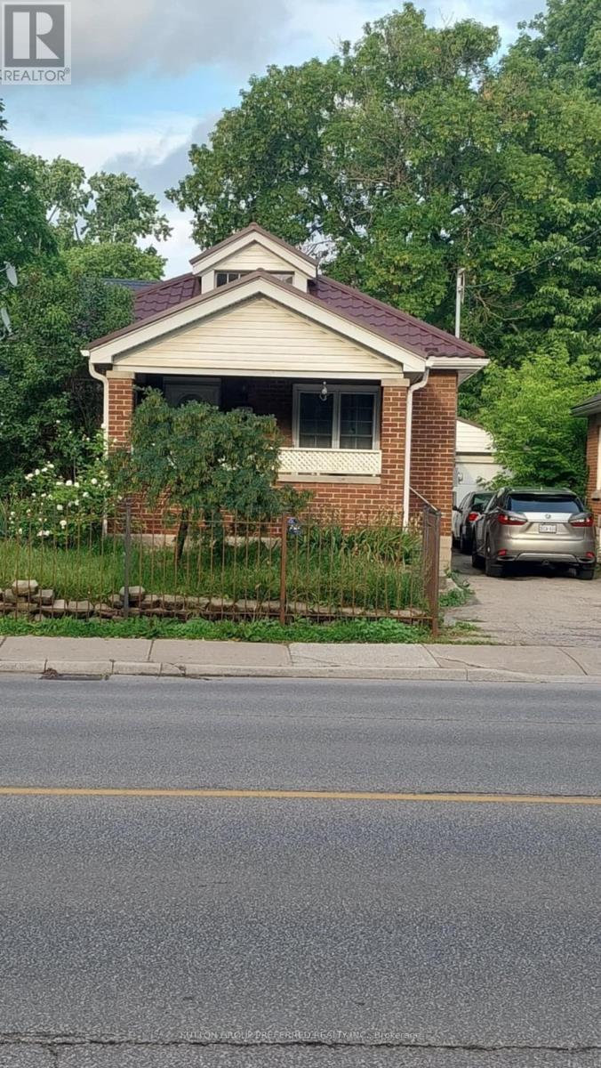 117 WHARNCLIFFE ROAD N, London North (North N)