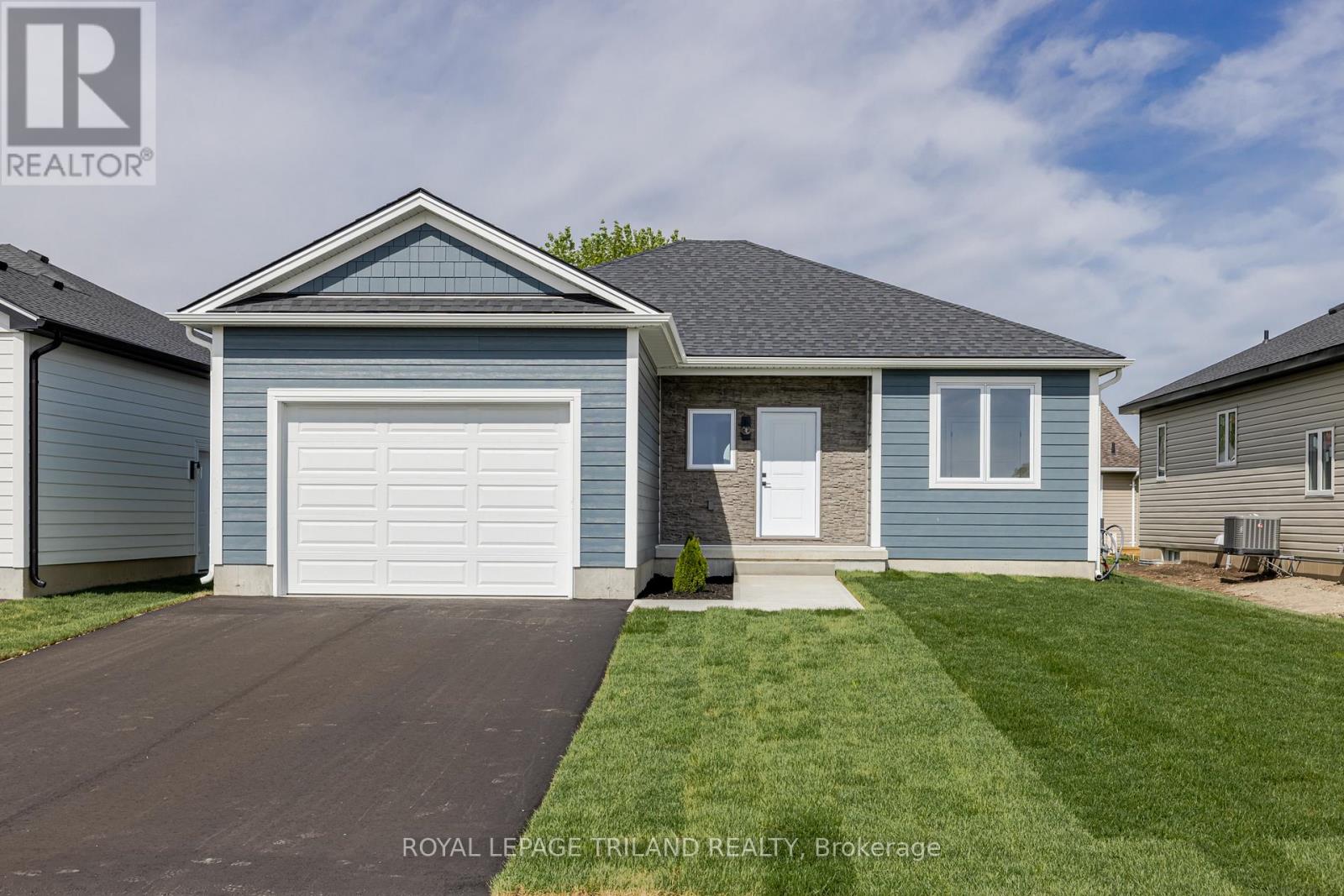 49 REBECCA DRIVE, Aylmer
