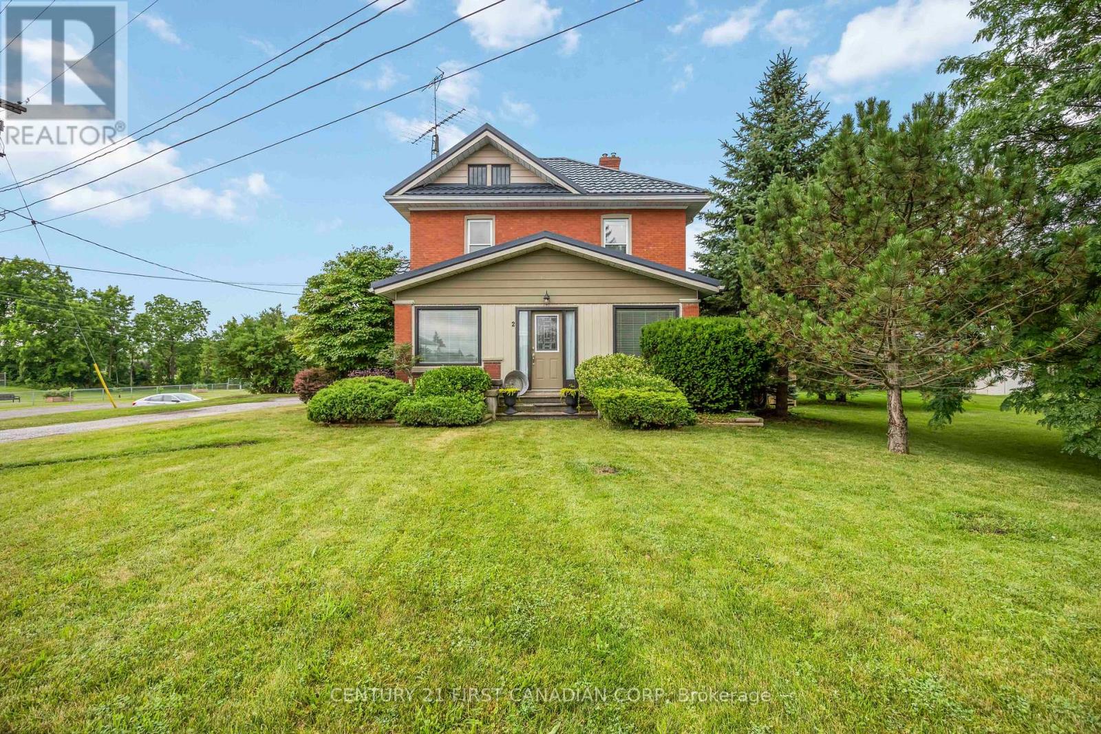 2 UNION STREET, Lambton Shores (Forest)