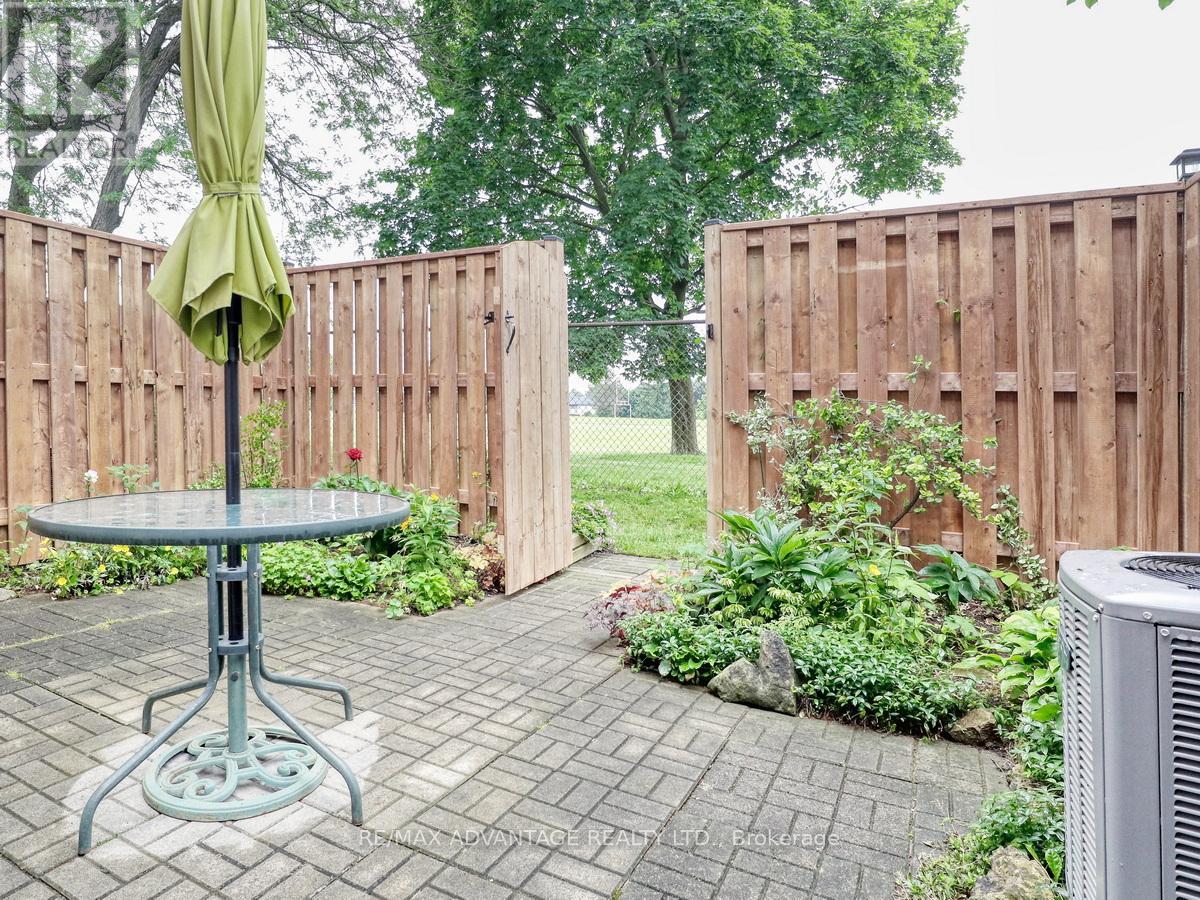 1214 LIMBERLOST ROAD, London North (North I)