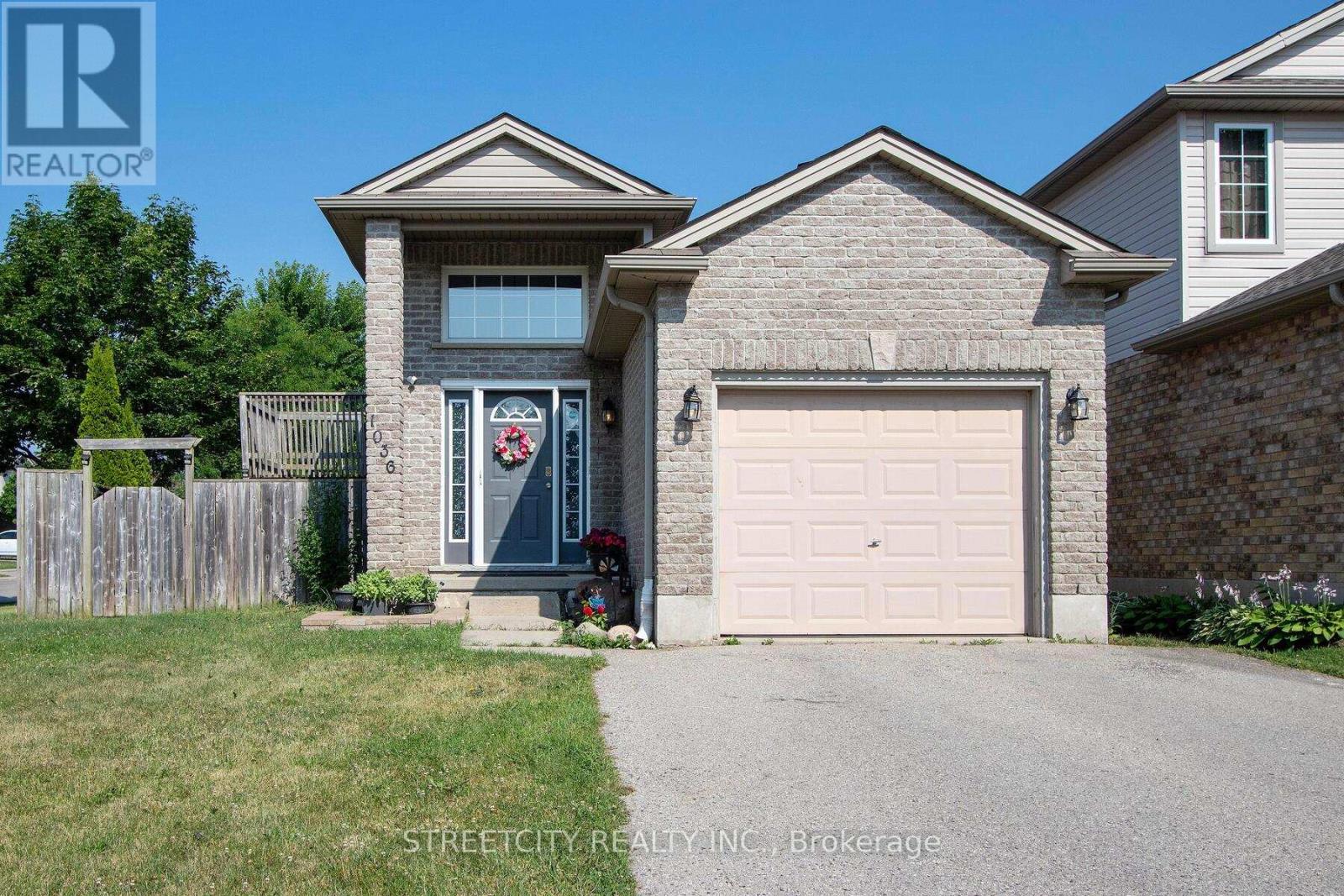 1036 MARIGOLD STREET NE, London North (North C)