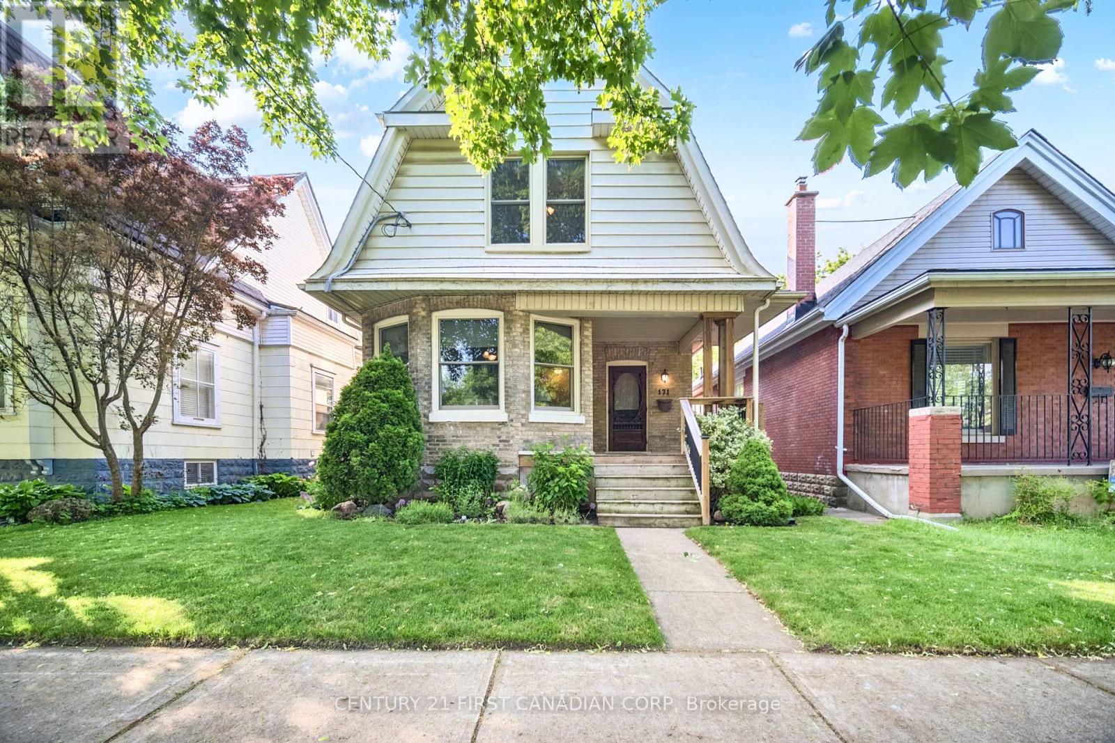 171 MOUNT PLEASANT AVENUE, London North (North N)