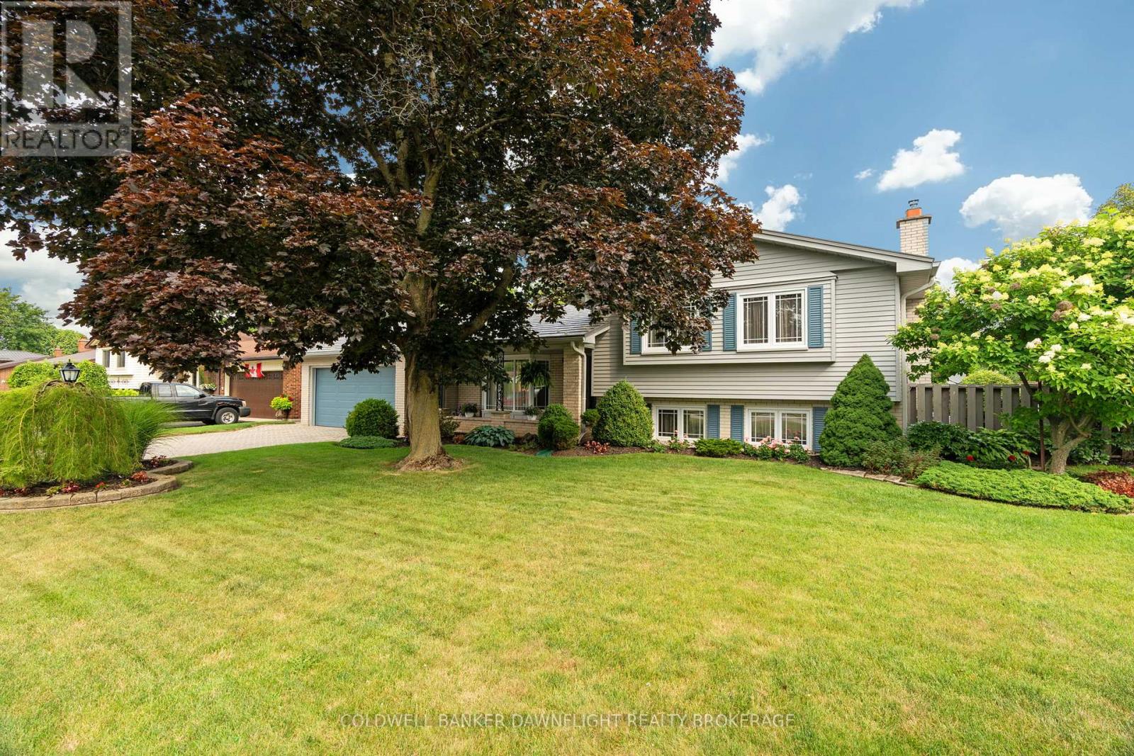 20 SOUTHLAND DRIVE, London South (South V)