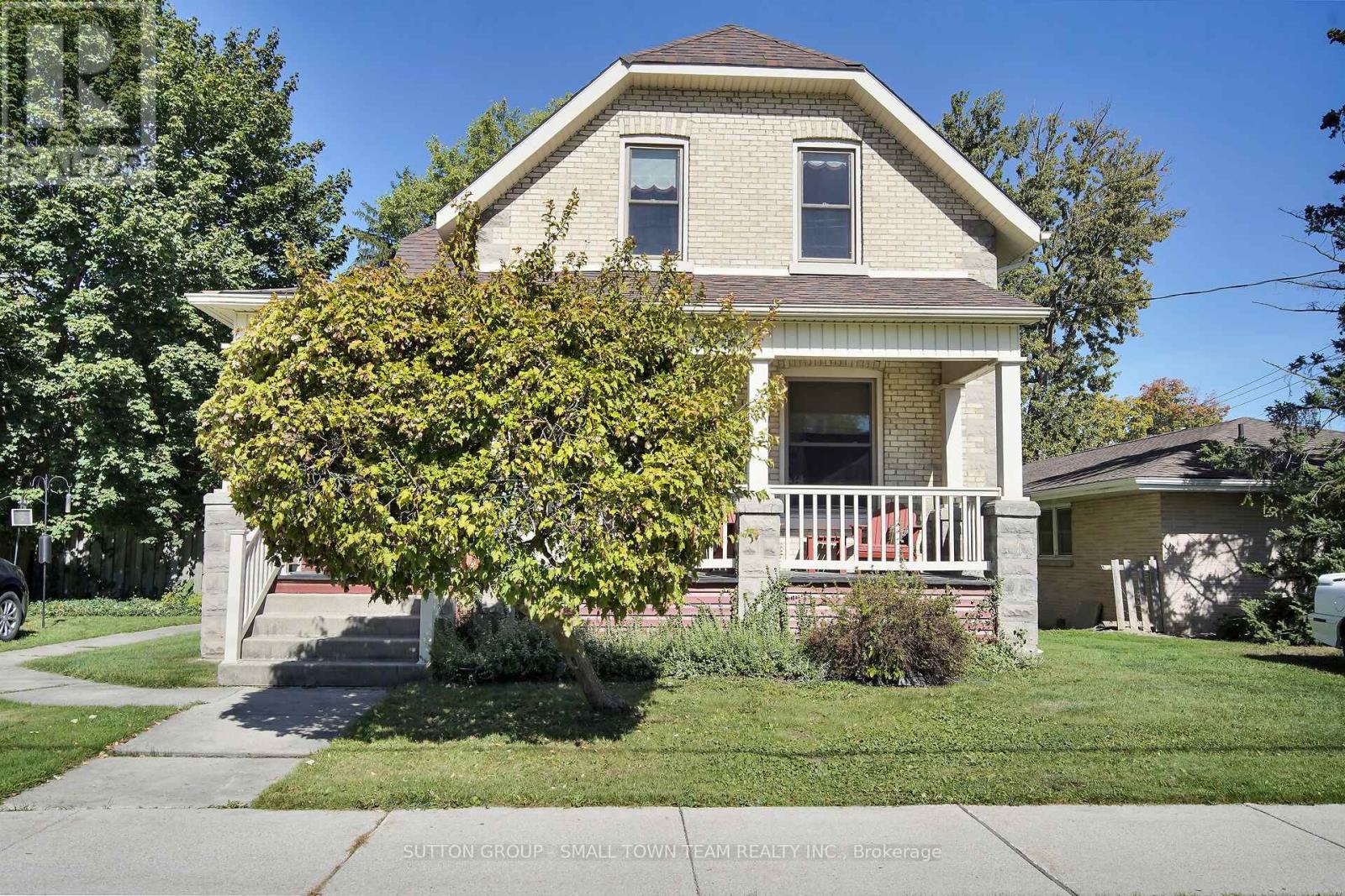 50 HURON STREET W, South Huron (Exeter)