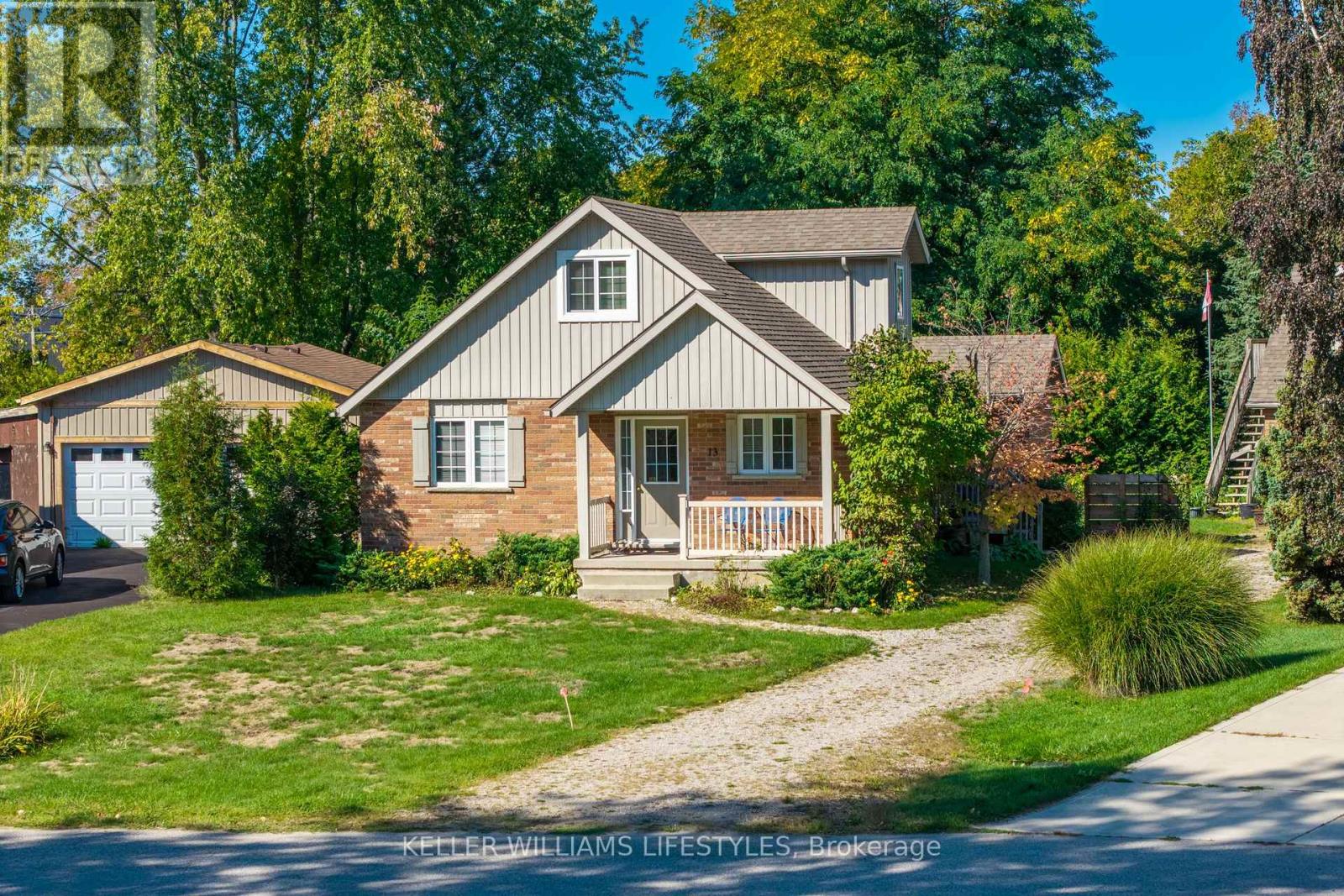13 DUCHARME CRESCENT, Bluewater (Bayfield)