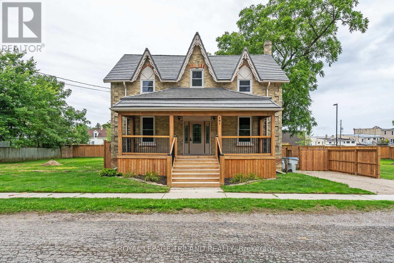 191 CATHERINE STREET, North Middlesex (Parkhill)