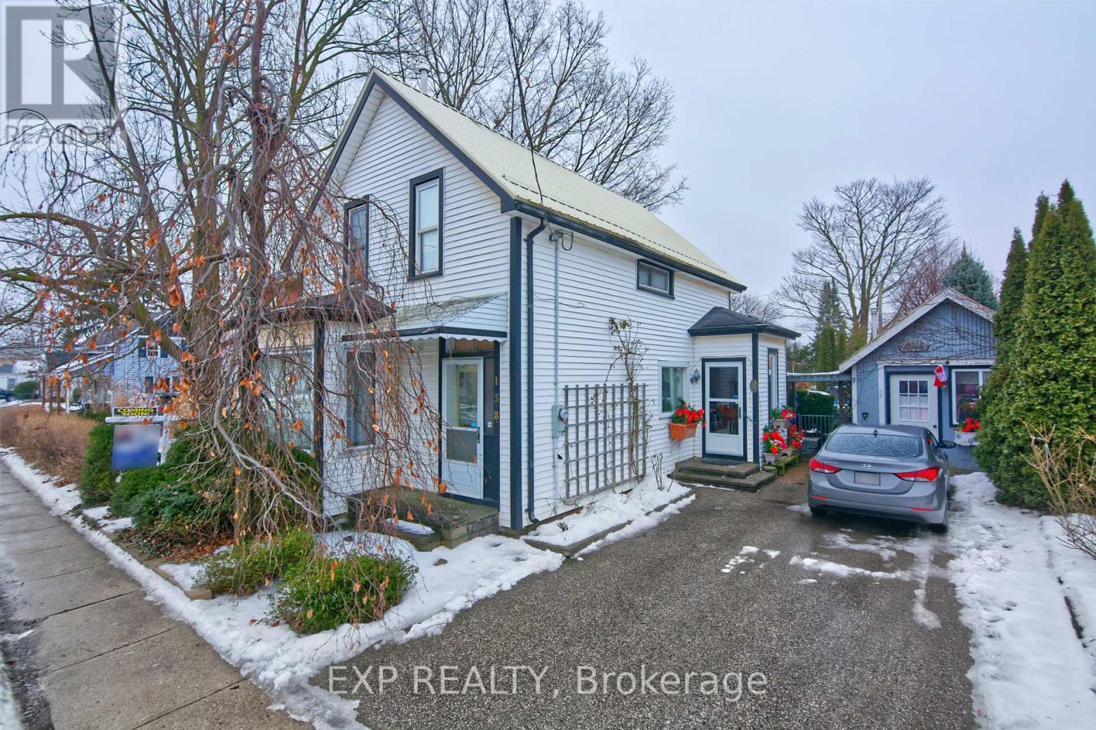 138 SYDENHAM STREET E, Aylmer