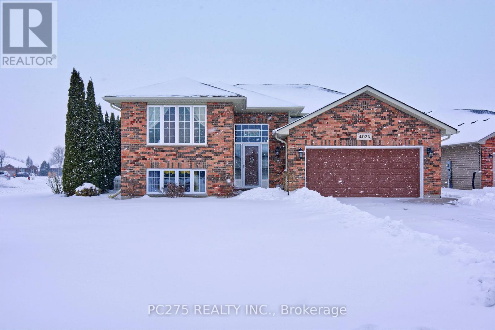 4026 APPLEWOOD DRIVE, Petrolia