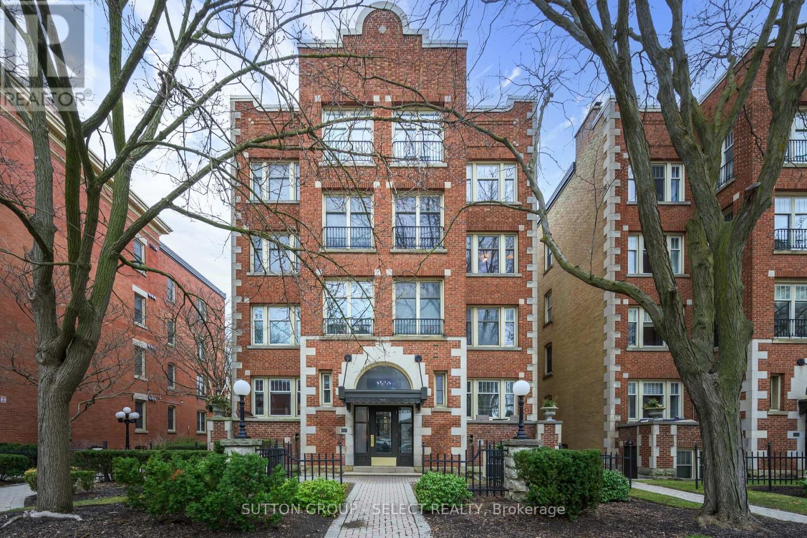 302 - 280 QUEENS AVENUE, London East (East F)