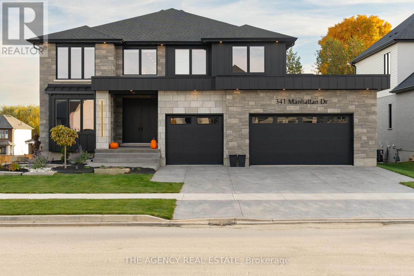 341 MANHATTAN DRIVE S, London
