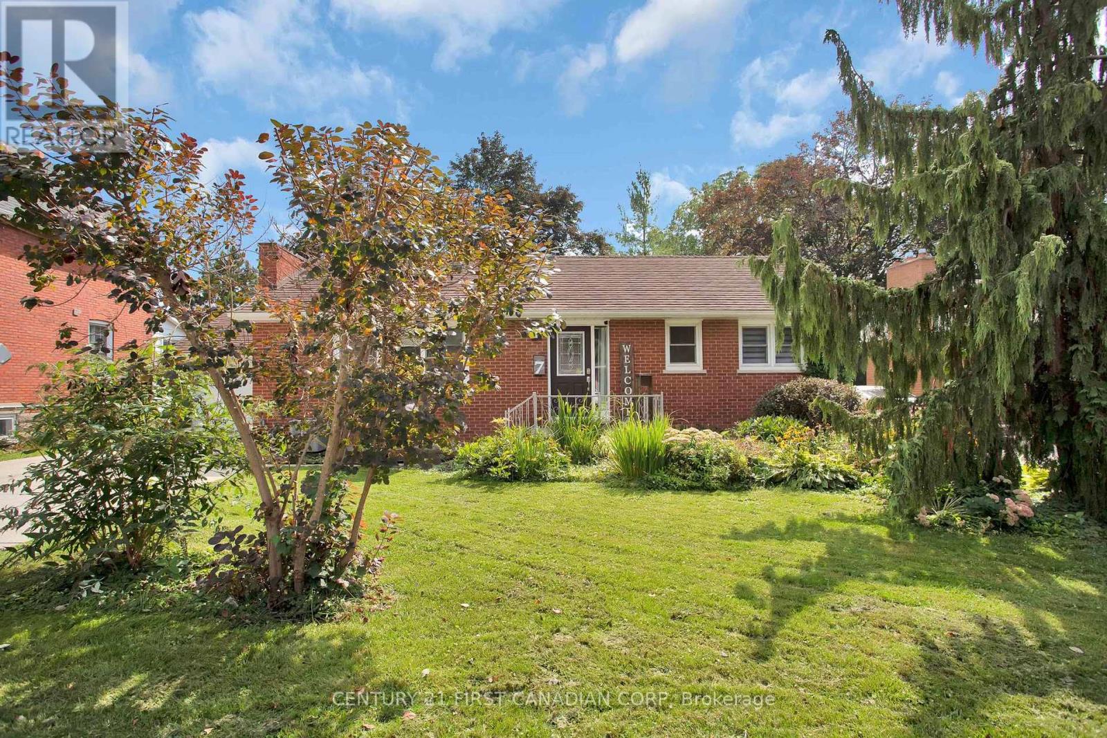 7 CEDAR STREET, St. Thomas