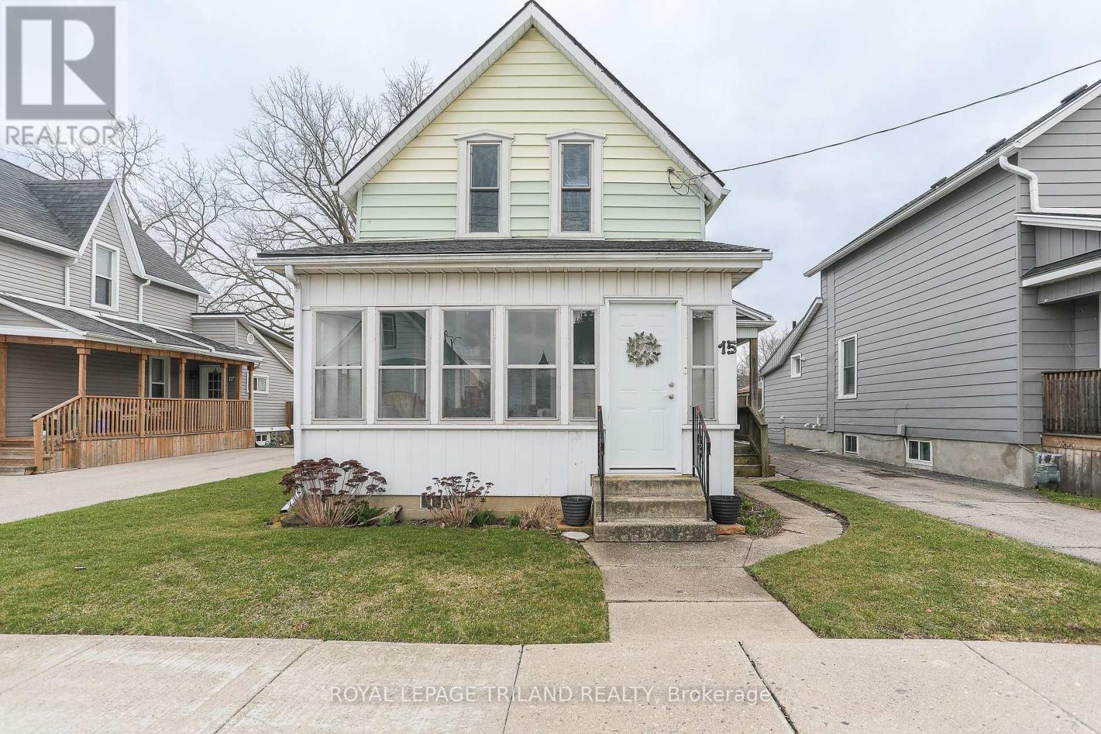 15 EAGLE STREET, St. Thomas