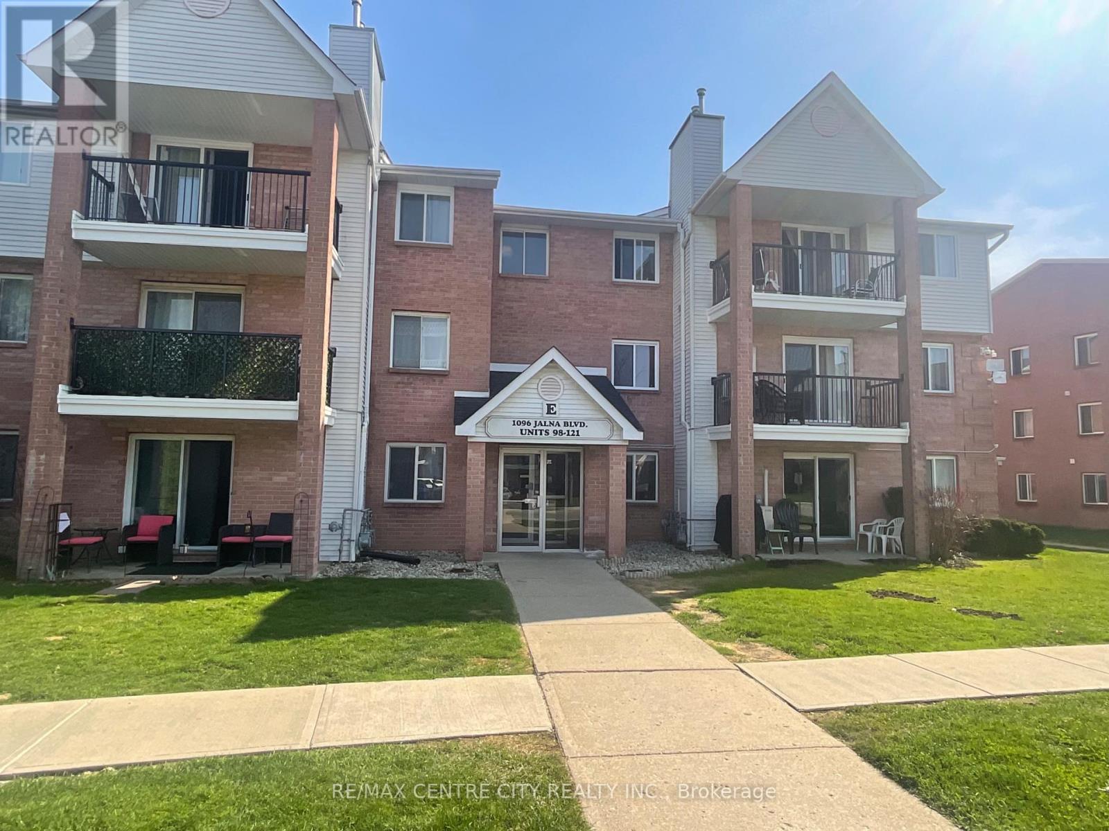 121 - 1096 JALNA BOULEVARD, London