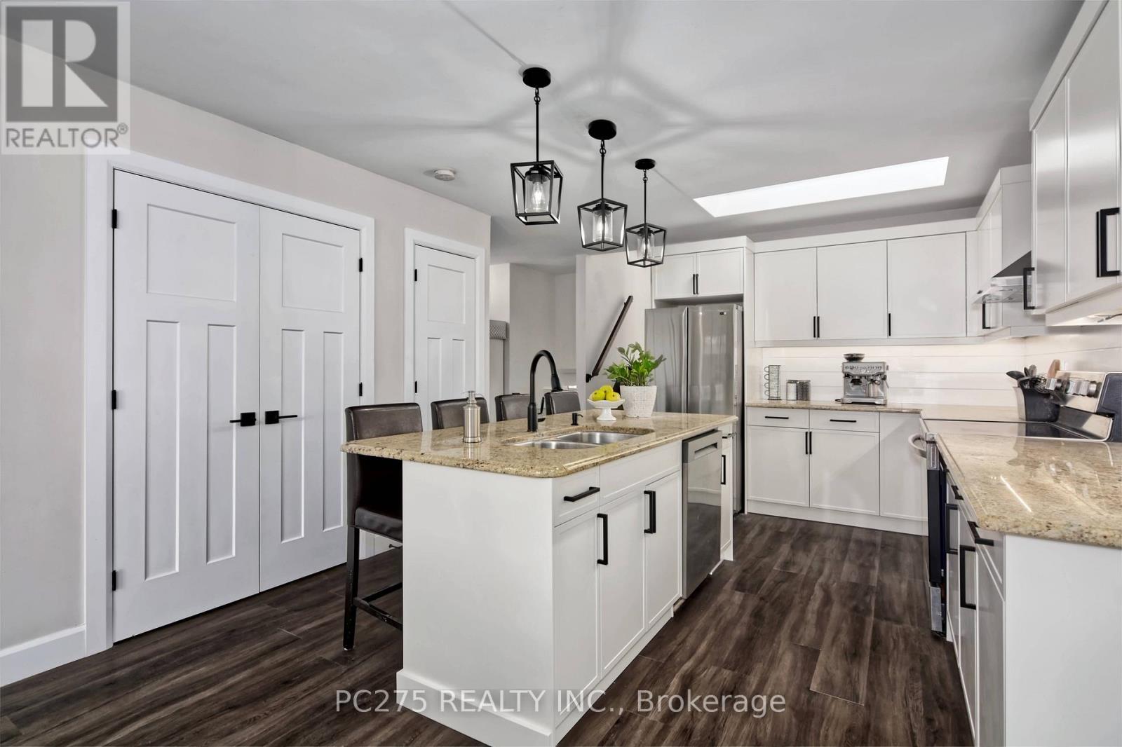 46 DELL DRIVE, Strathroy-Caradoc (SW)