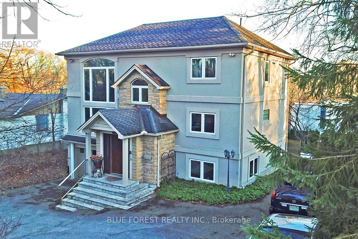 754 RIVERSIDE DRIVE, London North (North Q)
