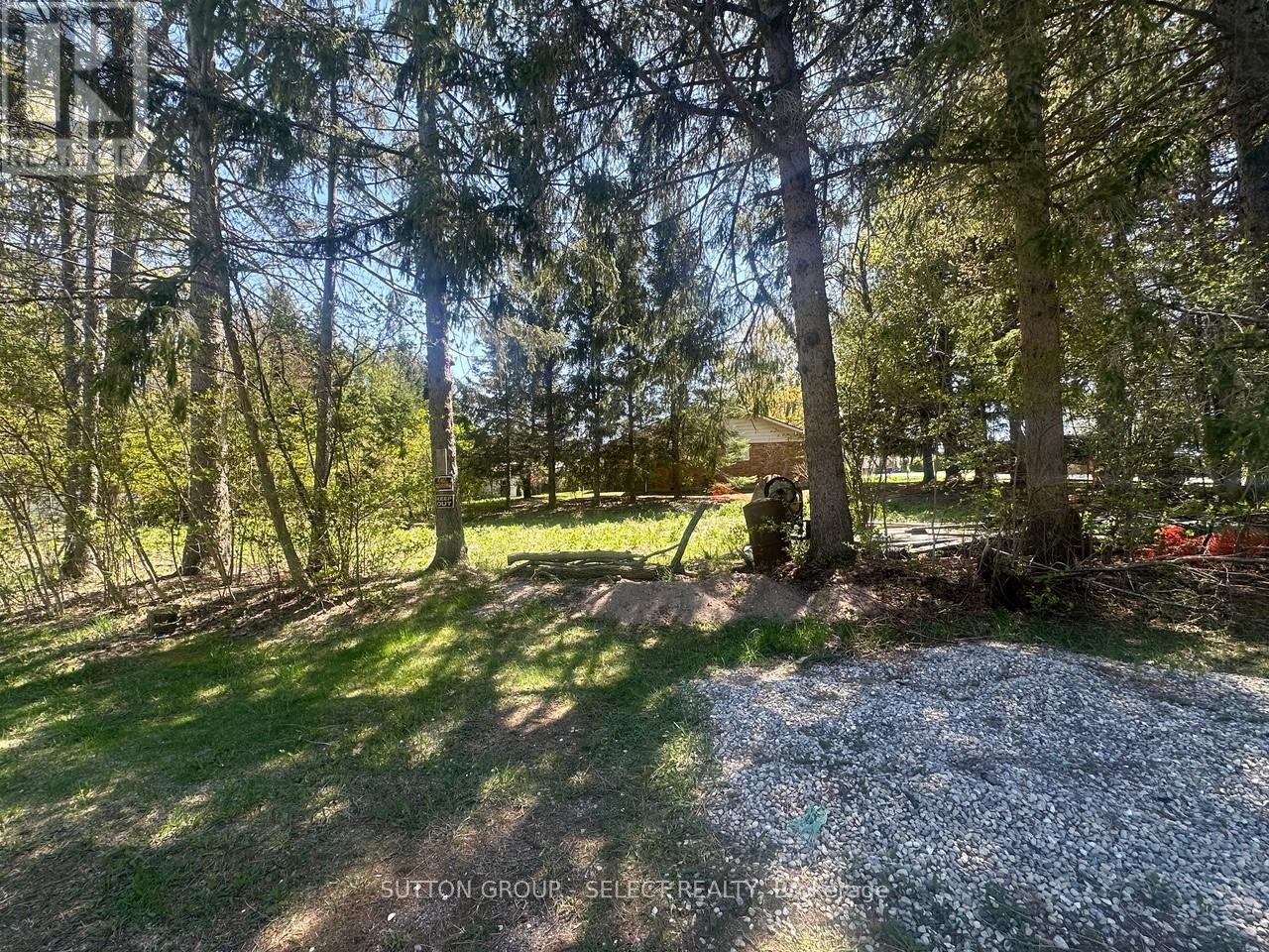 14 MACTAVESH CRESCENT, Bluewater (Bayfield)