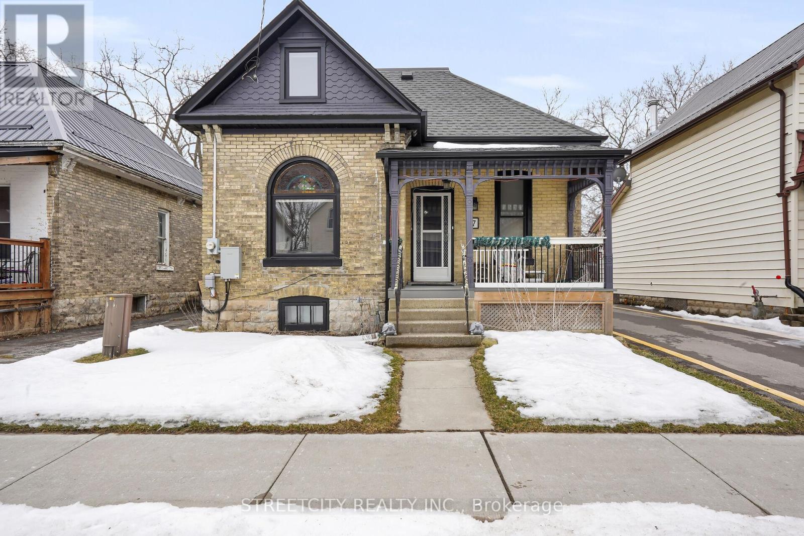 7 MYRTLE STREET E, St. Thomas