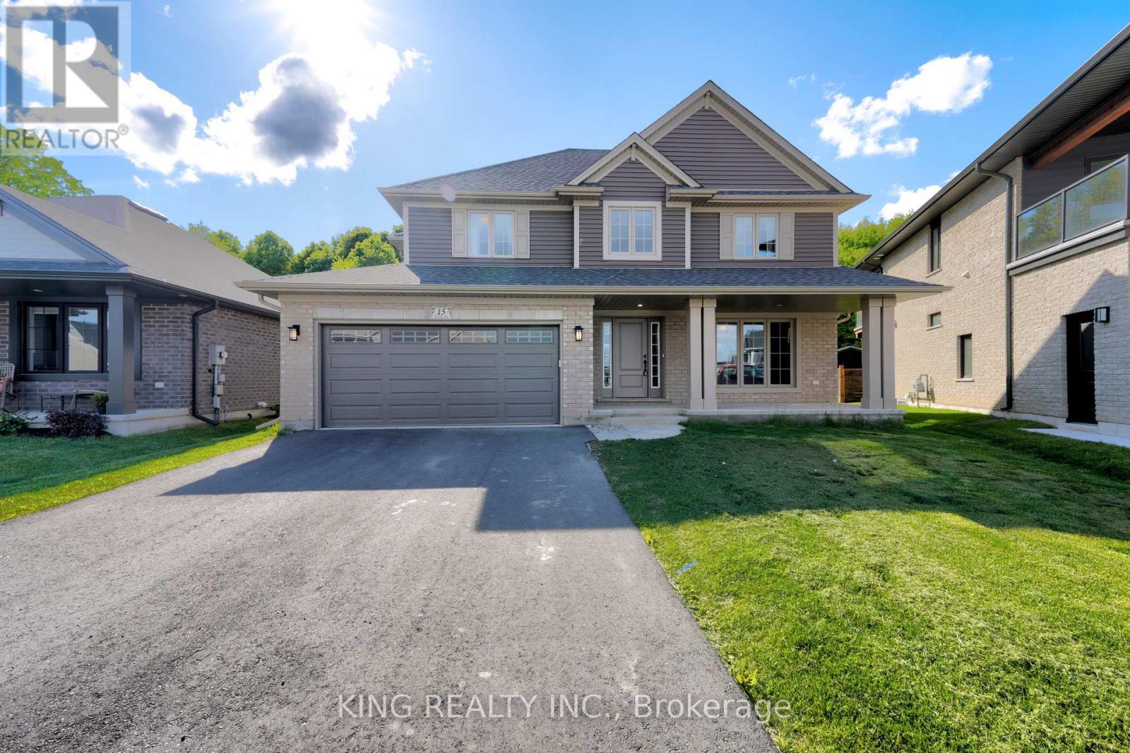 15 DUNNING WAY, St. Thomas