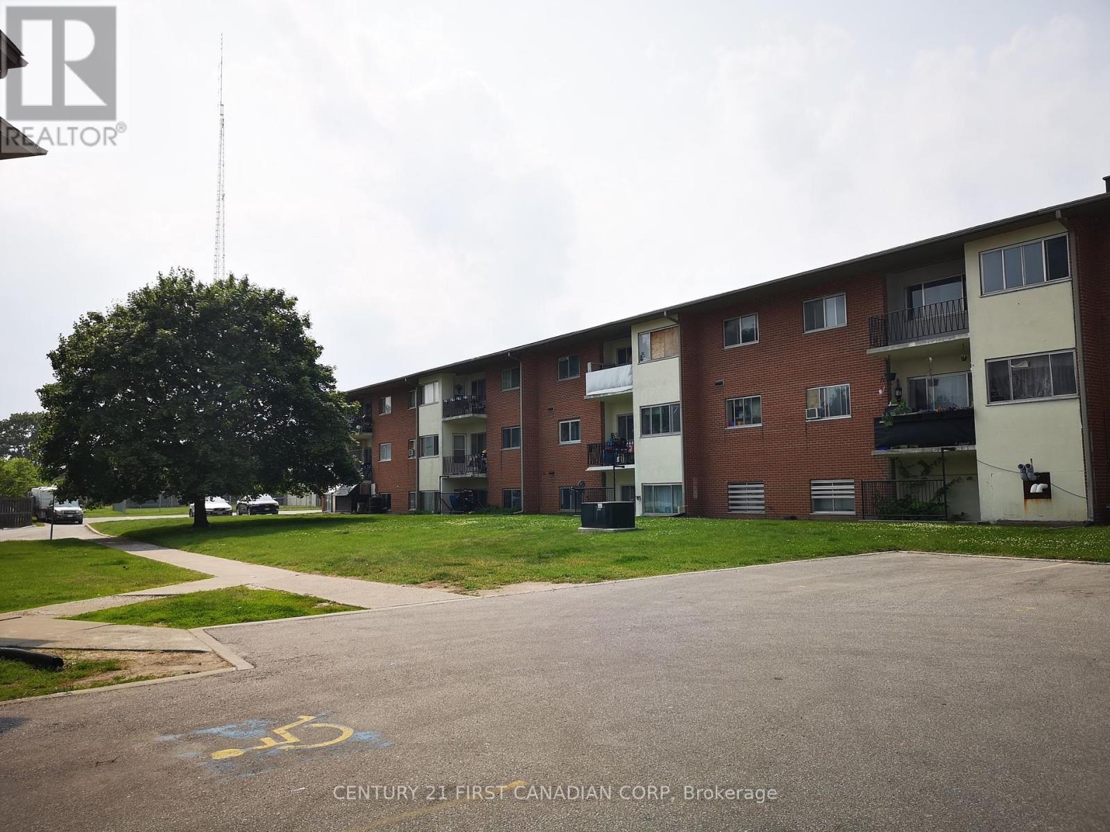 207 - 1170 HAMILTON ROAD, London East (East O)