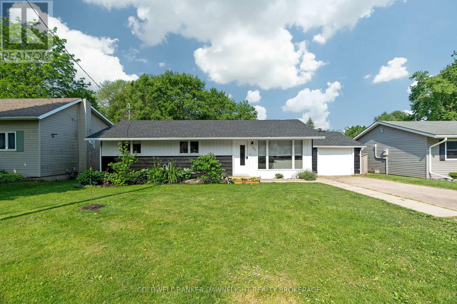 181 CARLING STREET, South Huron (Exeter)