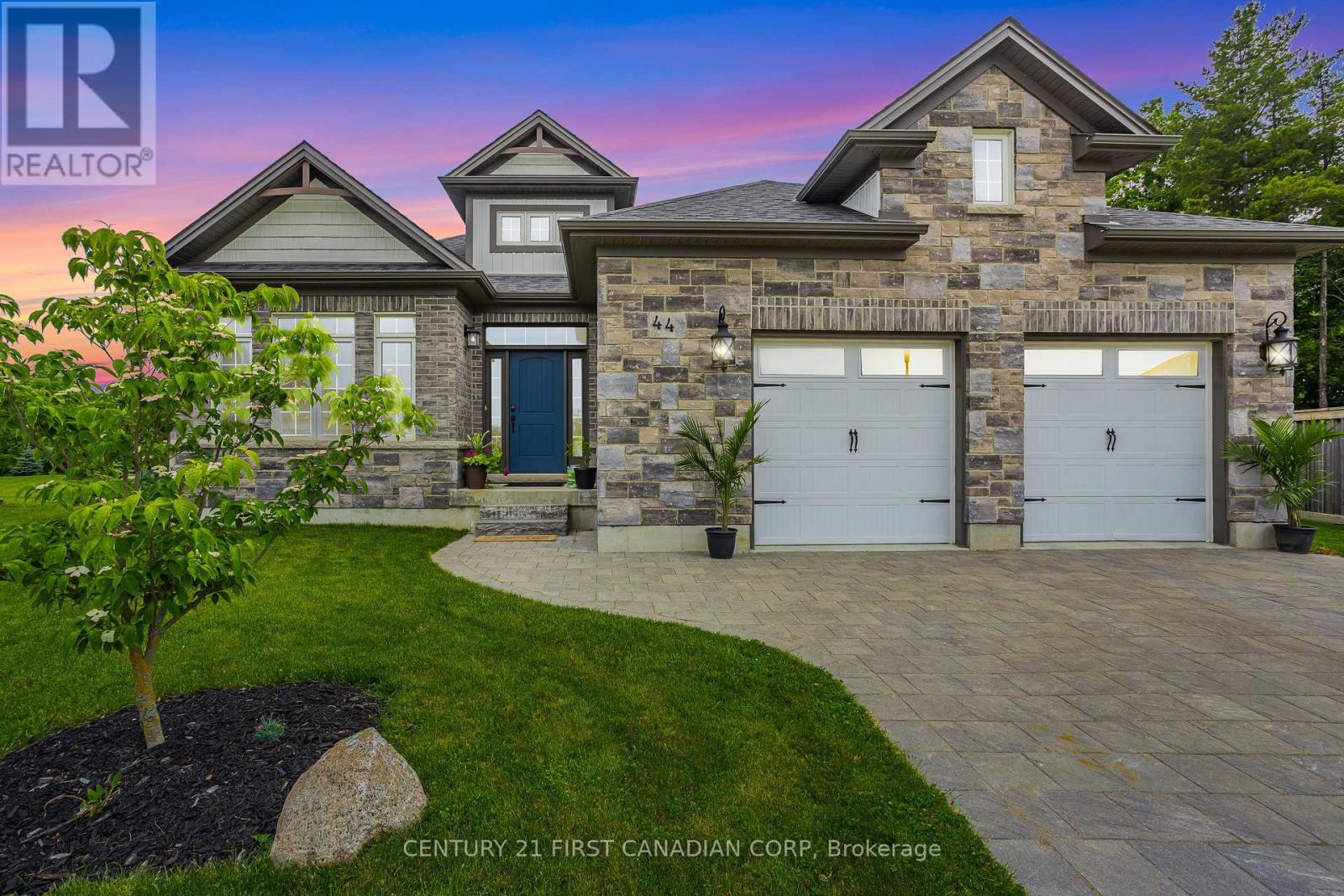 44 VIOLET COURT, Middlesex Centre (Ilderton)
