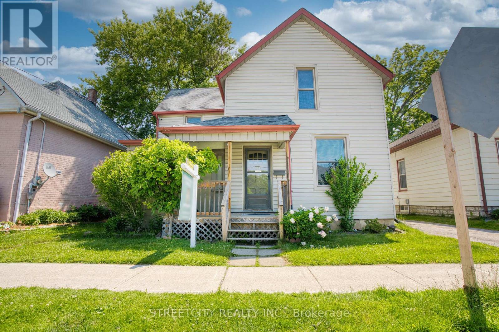 225 ROSS STREET, St. Thomas