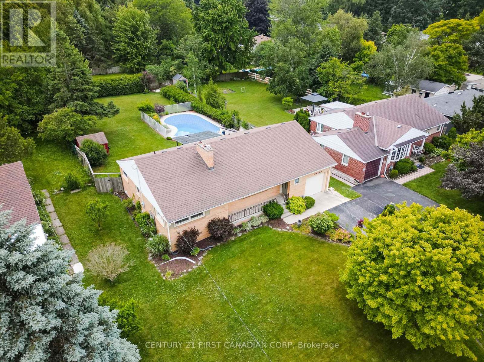 47 HIGHVIEW AVENUE W, London South (South O)