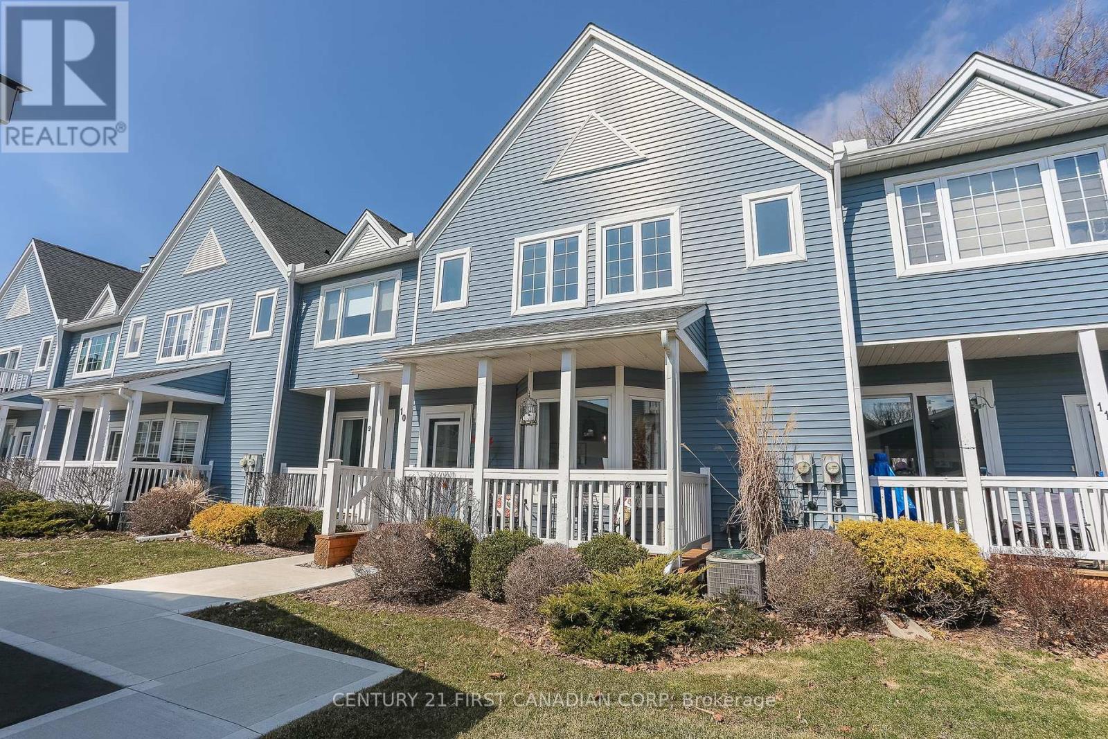 10 - 374 FRONT STREET, Central Elgin
