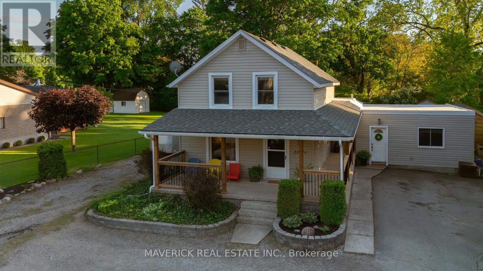 22371 ADELAIDE ROAD, Strathroy-Caradoc (Mount Brydges)
