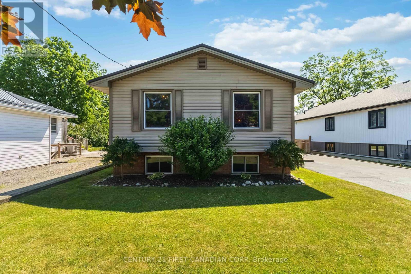 311 JOHN STREET S, Aylmer