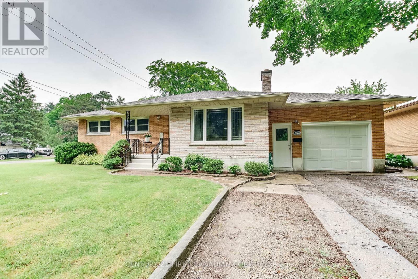353 ADELAIDE STREET, Strathroy-Caradoc (SW)