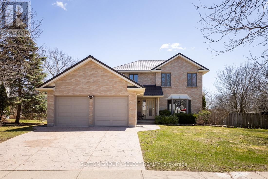 135 ACORN PLACE, London North (North F)