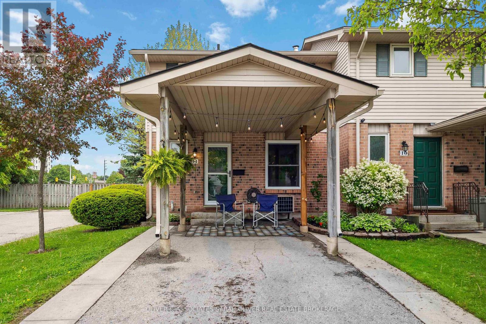 11 - 160 CONWAY DRIVE, London South (South X)
